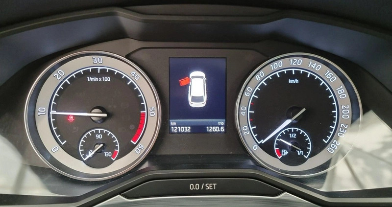 Skoda Superb cena 91900 przebieg: 121030, rok produkcji 2021 z Modliborzyce małe 326